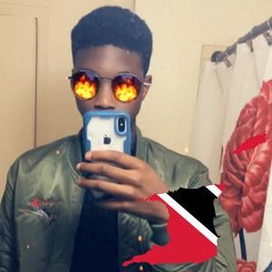 Meet your Posher, Maxwell